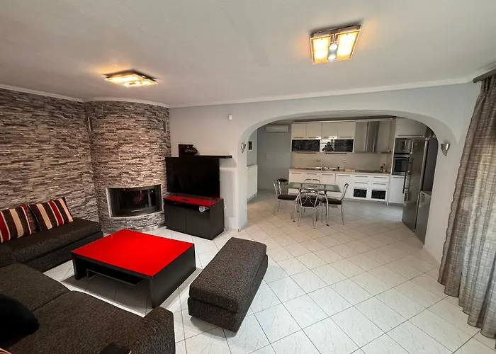 Samaras Villa