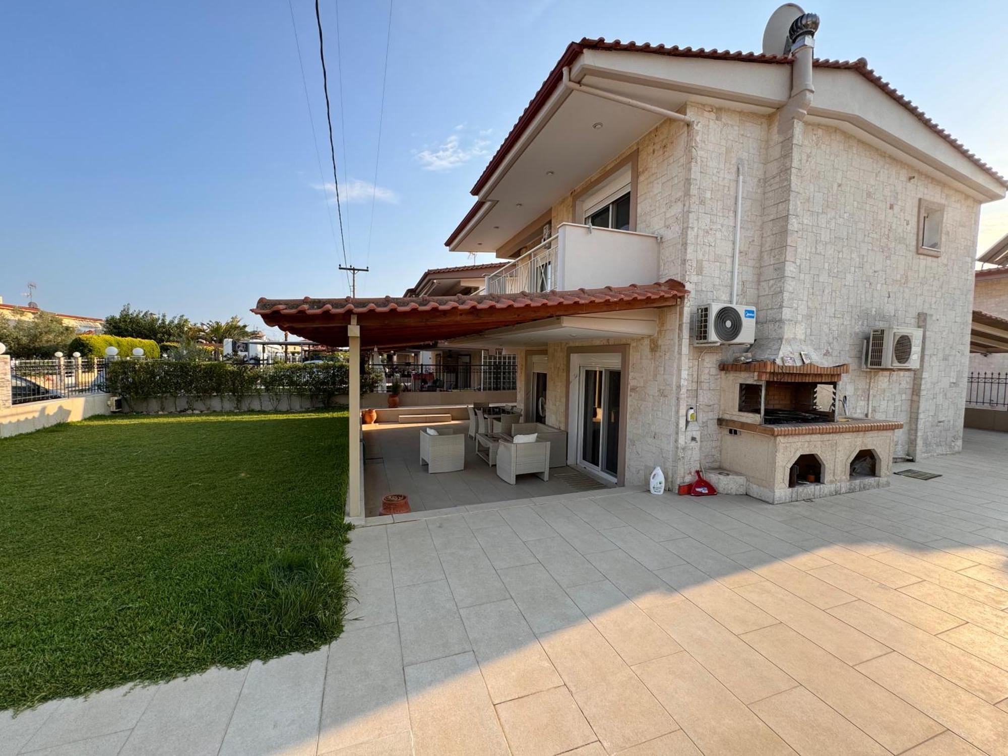 Samaras Villa Flogita